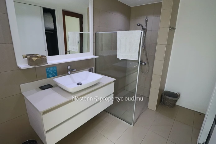 Charmant appartement en résidence sécurisée proche de la plage