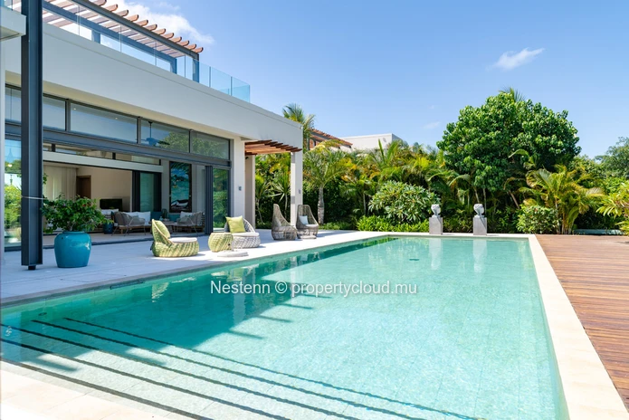 Villa juxtaposée vue mer: la maison de vos rêves vous attend !