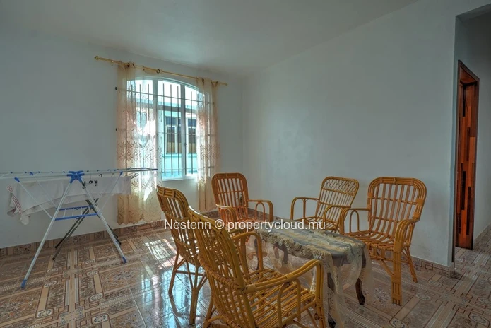 Maison spacieuse de 7 chambres 