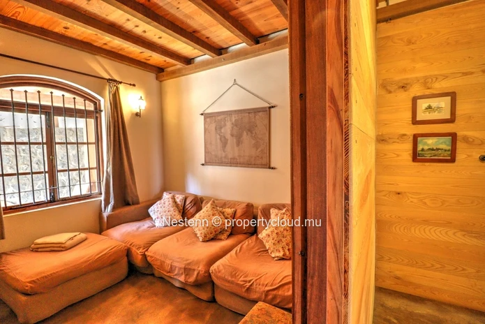 Incroyable villa de style colonial de 3 chambres avec belle vue sur mer