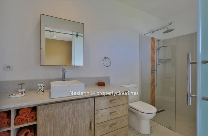 Villa moderne de 4 chambres en résidence sécurisée