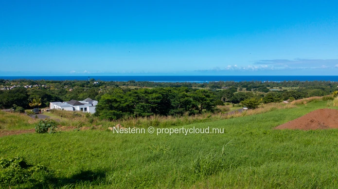Terrain avec vue mer 1464 m² au sein d'un domaine d'exception
