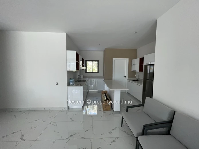 Appartement de 3 chambres dans un quartier recherché. 