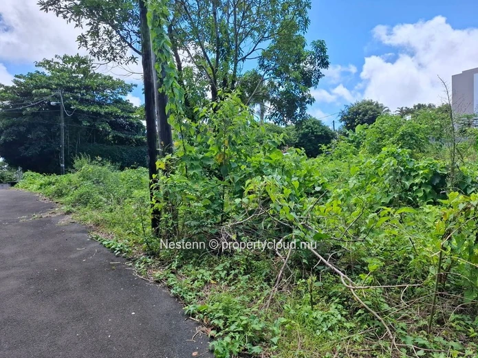 Residential plot of 2,089 m² in a very good location