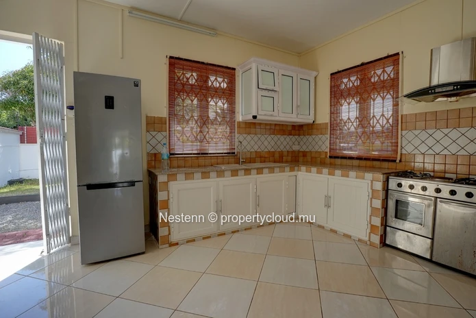 Charming traditional 280 m² house with 4 bedrooms