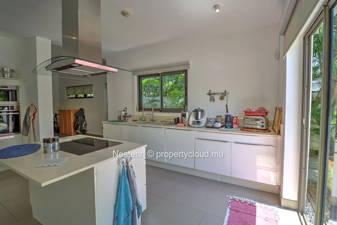 Villa 4 chambres + studio indépendant
