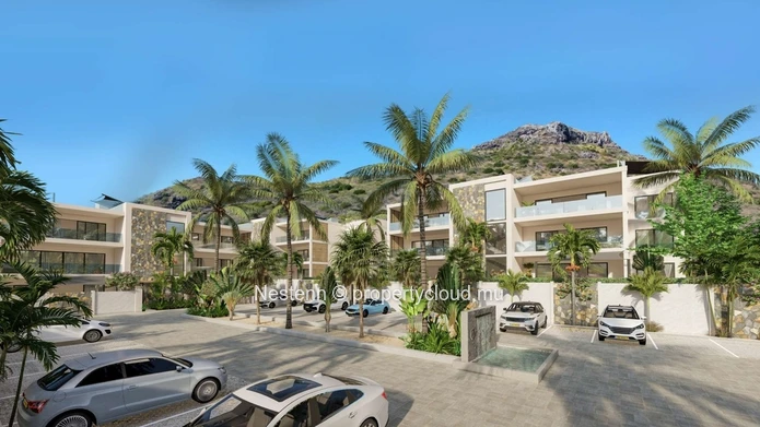 Apartment with private pool and garden offering an exclusive tropical lifestyle