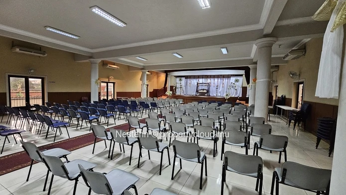 430m² party room 