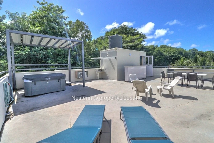 Appartement avec piscine privée