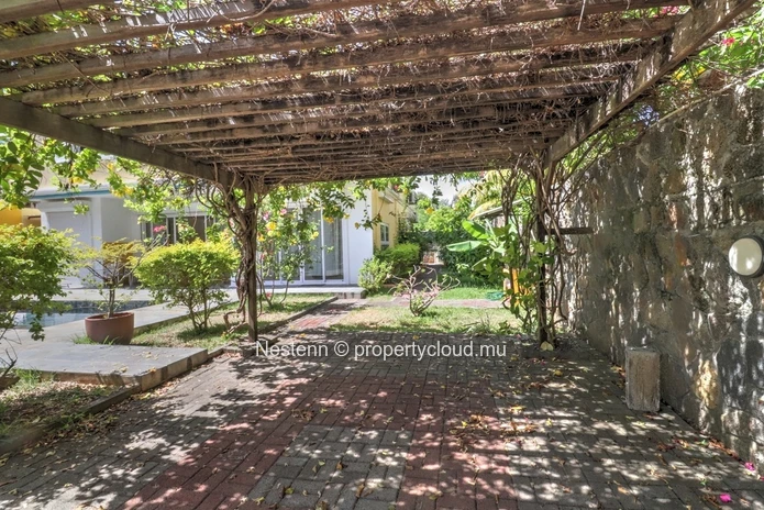 Charmante villa près de la plage publique 