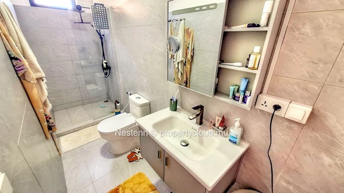 Charming 3-bedroom house with a private pool