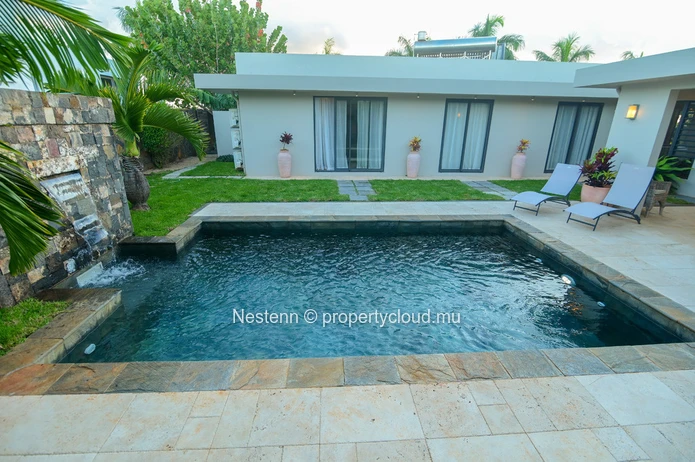 Villa contemporaine de 3 chambres dans un domaine sécurisé 
