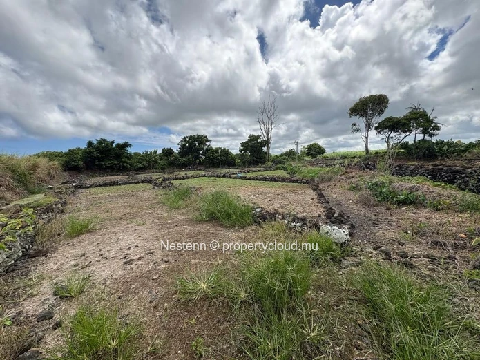 30 perches well-maintained and well situated agricultural land 