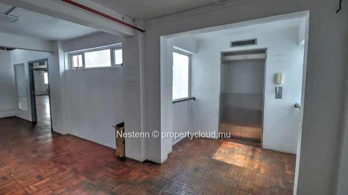 Office of 400m2