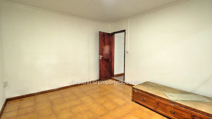 Large, multi-purpose property – Ideal for offices, a practice, or a mixed-use project