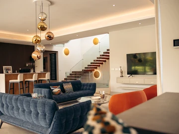 5 Bedroom House