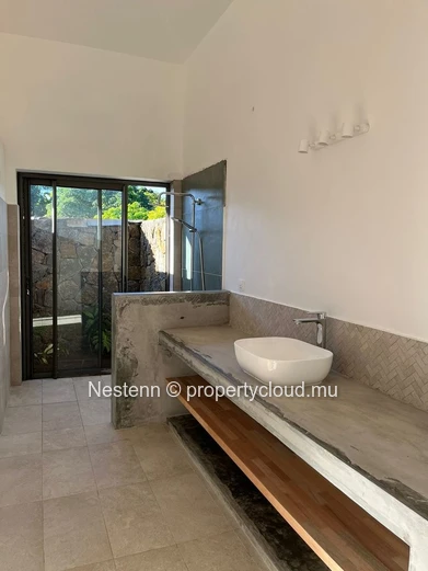 Villa familiale – 3 chambres, verdoyante et paisible 