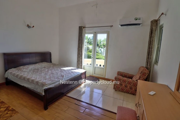 Villa traditionnelle en bord de mer avec 3 chambres