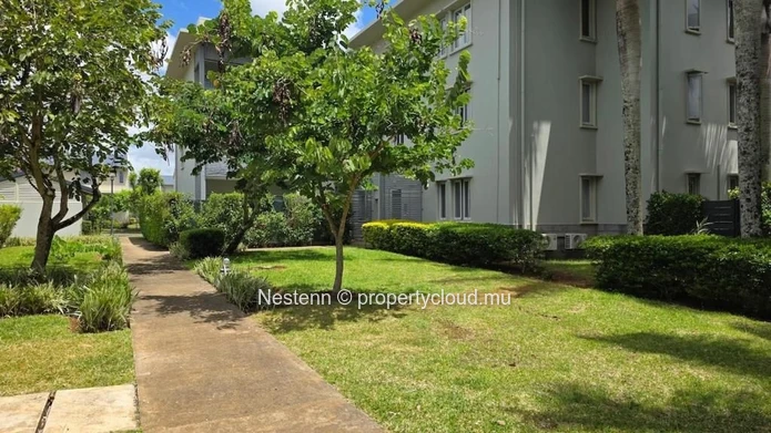 Appartement 2 chambres entièrement meublé au rez-de-chaussée