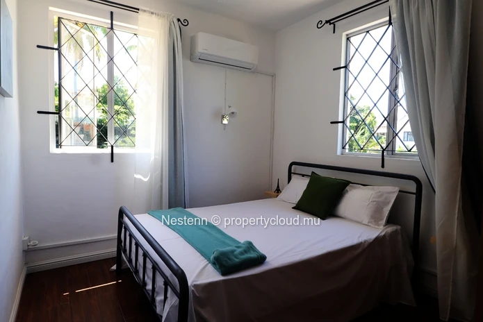 3-bed apartment close to the beach