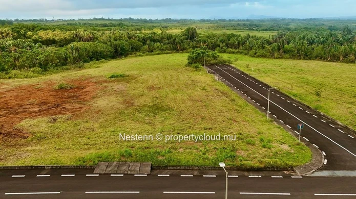 Construisez votre maison à Avalon Golf Estate – Terrain spacieux de 1 995 m²