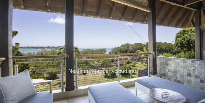Penthouse 2 suites avec piscine privée et vue sur l'Île aux Cerfs