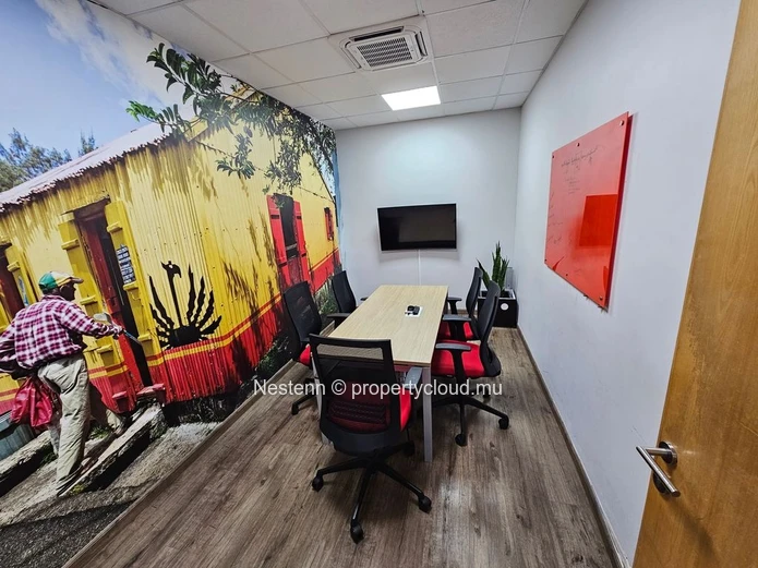 Office space of 668 m² 