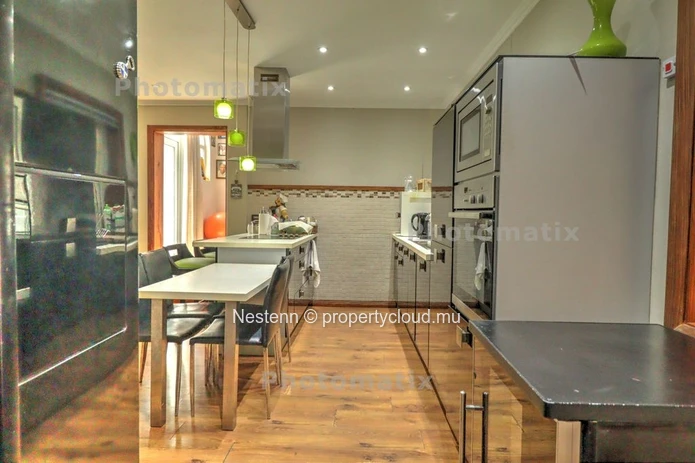 Furnished house of 5 bedrooms