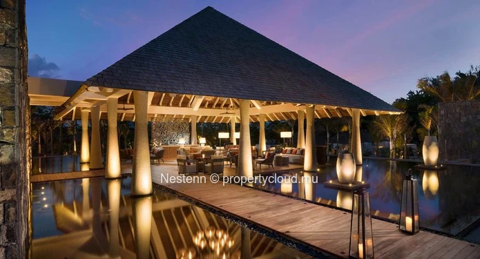 Villa luxueuse de 4 chambres au sein d'un resort 5*, offrant un retour sur investissement unique