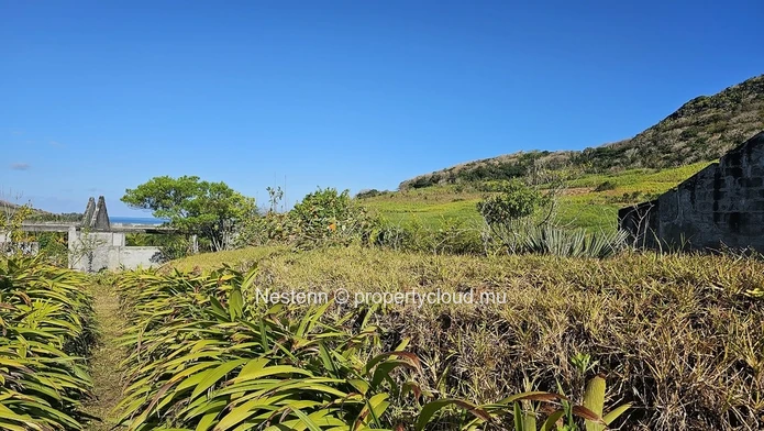 Domaine avec vue sur mer comprenant 17 chalets dans un cadre tropical luxuriant
