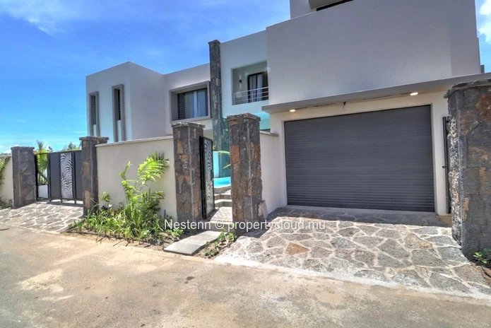 Beautiful family home close to the beach