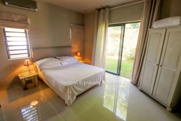 Luxueuse villa de 5 chambres avec piscine privée dans une résidence sécurisée. 