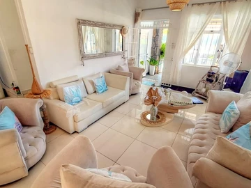 6 Bedroom House