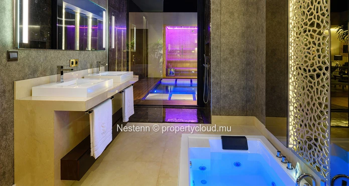 Villa luxueuse à une chambre dans un domaine recherché. 