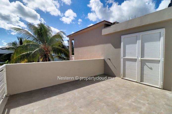 Villa rénovée de 3 chambres proche de la plage 