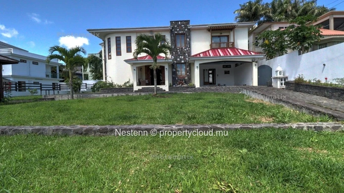 Beautiful house in a quiet area 