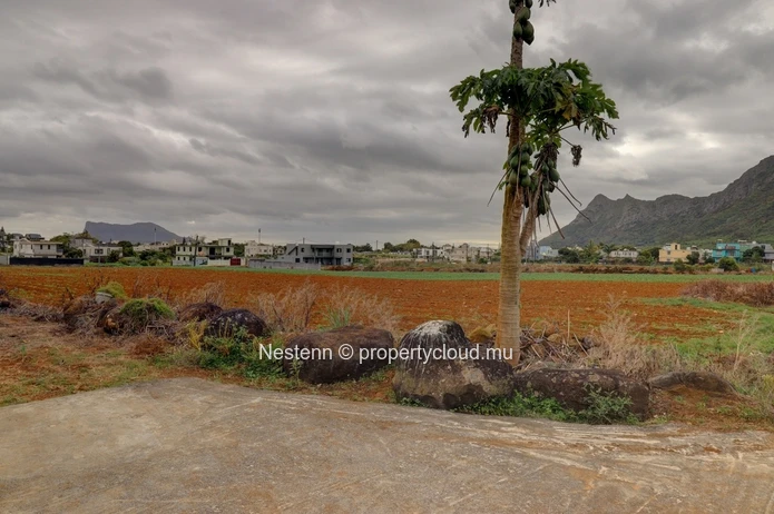 Residential land of 1011.7m2