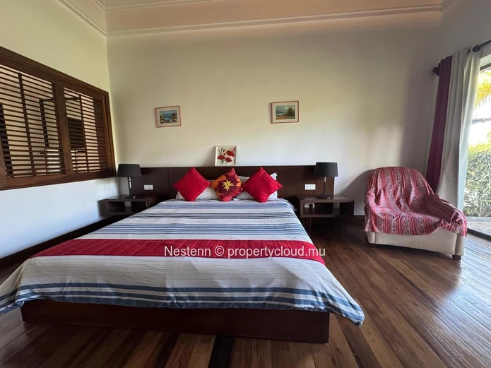 Villa d'exception au cœur d'un domaine privé