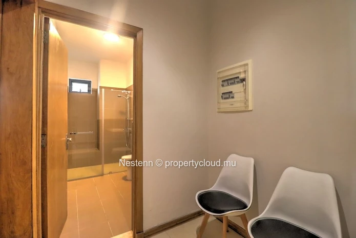 Élégant appartement meublé de 3 chambres avec vue imprenable 