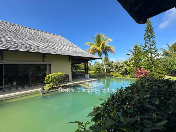 Villa d'exception au cœur d'un domaine privé