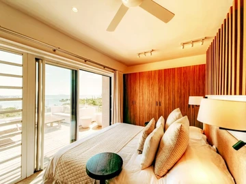 4 Bedroom Apartment