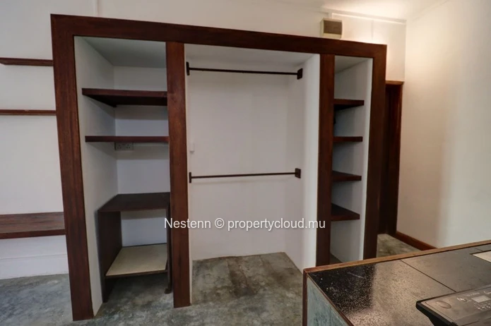 Spacious 50 sqm Studio in Secure Residence with Pool & Shared Laundry Facilities