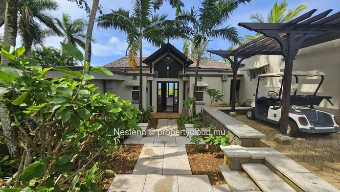 Villa de luxe de 5 chambres avec vue sur la mer 