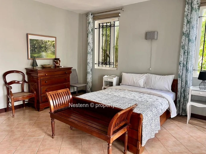 Spacieuse villa duplex de 4 chambres avec piscine