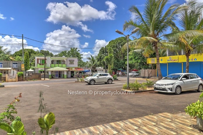 Commercial Space of 1200 m²