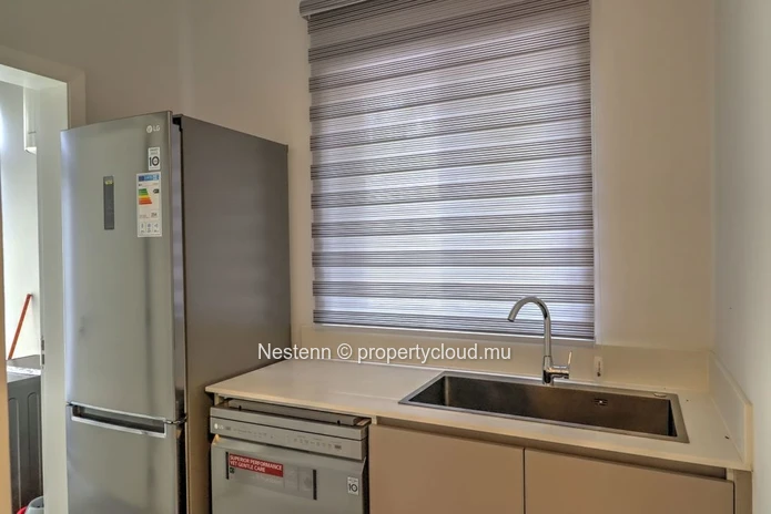 Appartement meublé de 3 chambres en résidence sécurisée 