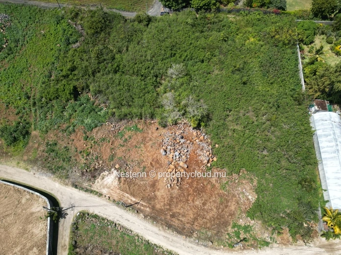 Residential land 2548m² near beach 