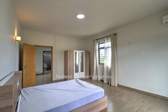 Maison de 4 chambres avec piscine privée - à 5 minutes à pied de la plage