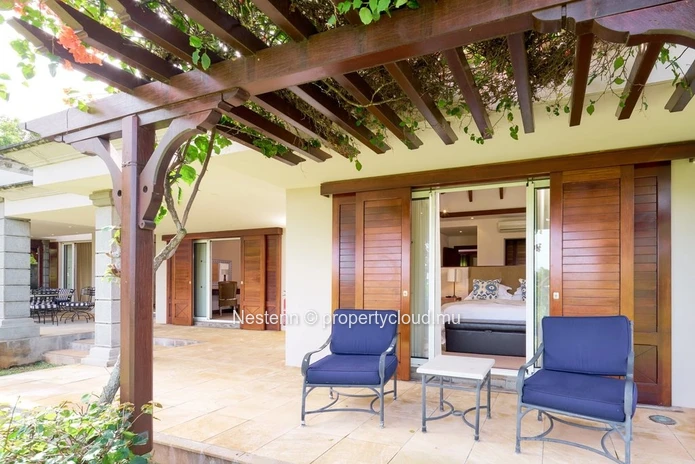 4 bedrooms villa with private pool and garden in a golf estate