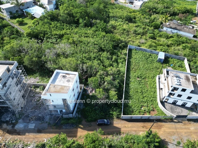 Residential land of 751 sqm found in the heart of Grand Baie.
